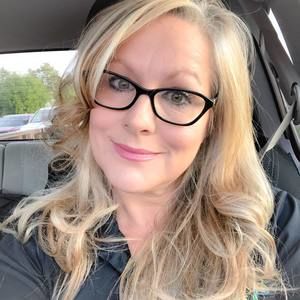 Meet your Posher, Becky